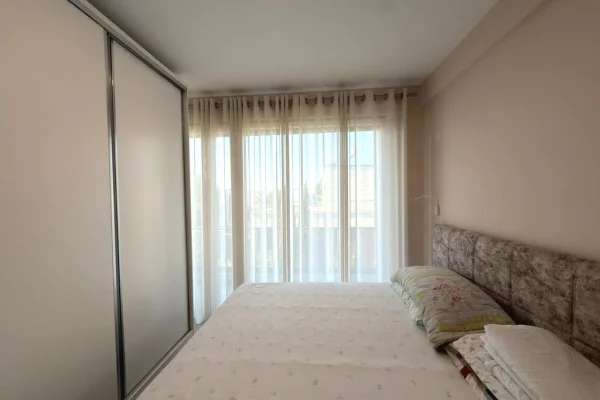 Shtepi ne shitje Vila Luksoze ne Durres, 3+1, Mobilimi E mobiluar, Pagesa 1,200,000  Euro.