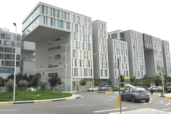 Ambient biznesi me qera 3+1 ne Tirane - 730 Euro