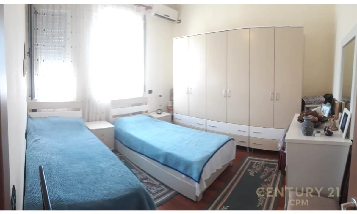 Appartamento in affitto a Tirana 1+1, Arredato