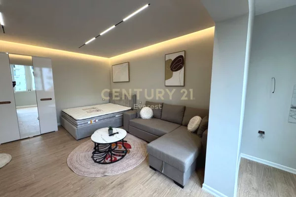 Appartamento in vendita a Tirana Garsoniere, Arredato