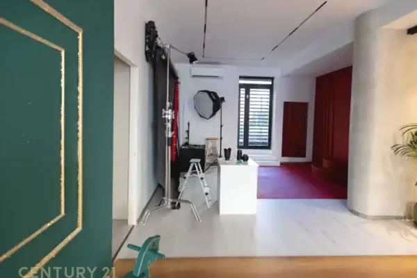 Jepet me qira ambient biznesi ne zonen e Bllokut.