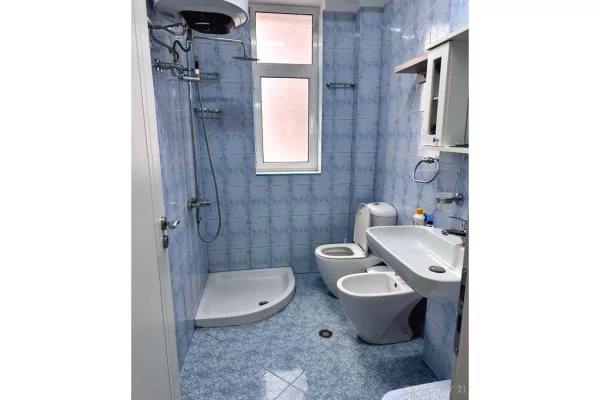 Appartamento in affitto a Tirana 2+1, Arredato