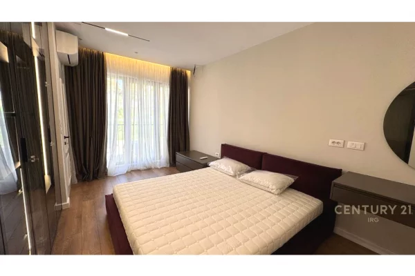 Duplex (casa a 2 piani) in affitto a Tirana 2+1, Arredato