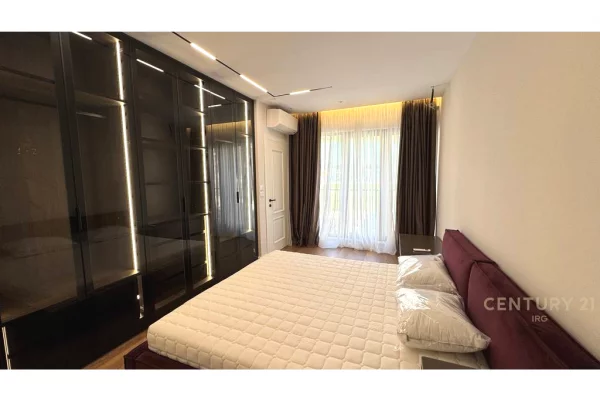 Duplex (casa a 2 piani) in affitto a Tirana 2+1, Arredato