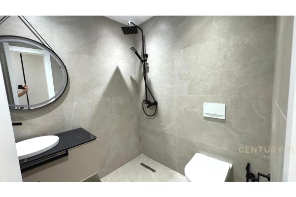 Duplex (casa a 2 piani) in affitto a Tirana 2+1, Arredato