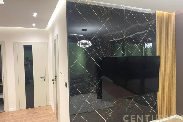 Appartamento in affitto a Tirana 2+1, Arredato