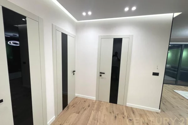 Appartamento in affitto a Tirana 2+1, Arredato