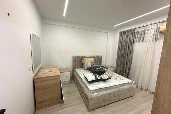 Appartamento in affitto a Tirana 1+1, Arredato