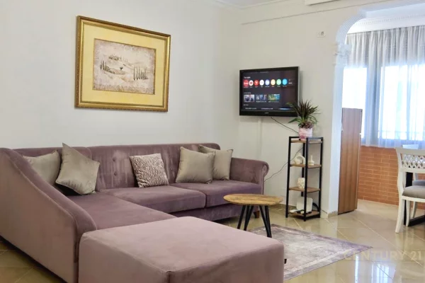 Shtepi me qera Apartament ne Tirane, 2+1, Mobilimi E mobiluar, Pagesa 830  Euro.