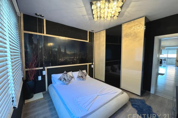 Appartamento in affitto a Tirana 2+1, Arredato