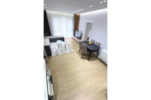 Appartamento in affitto a Tirana 2+1, Arredato