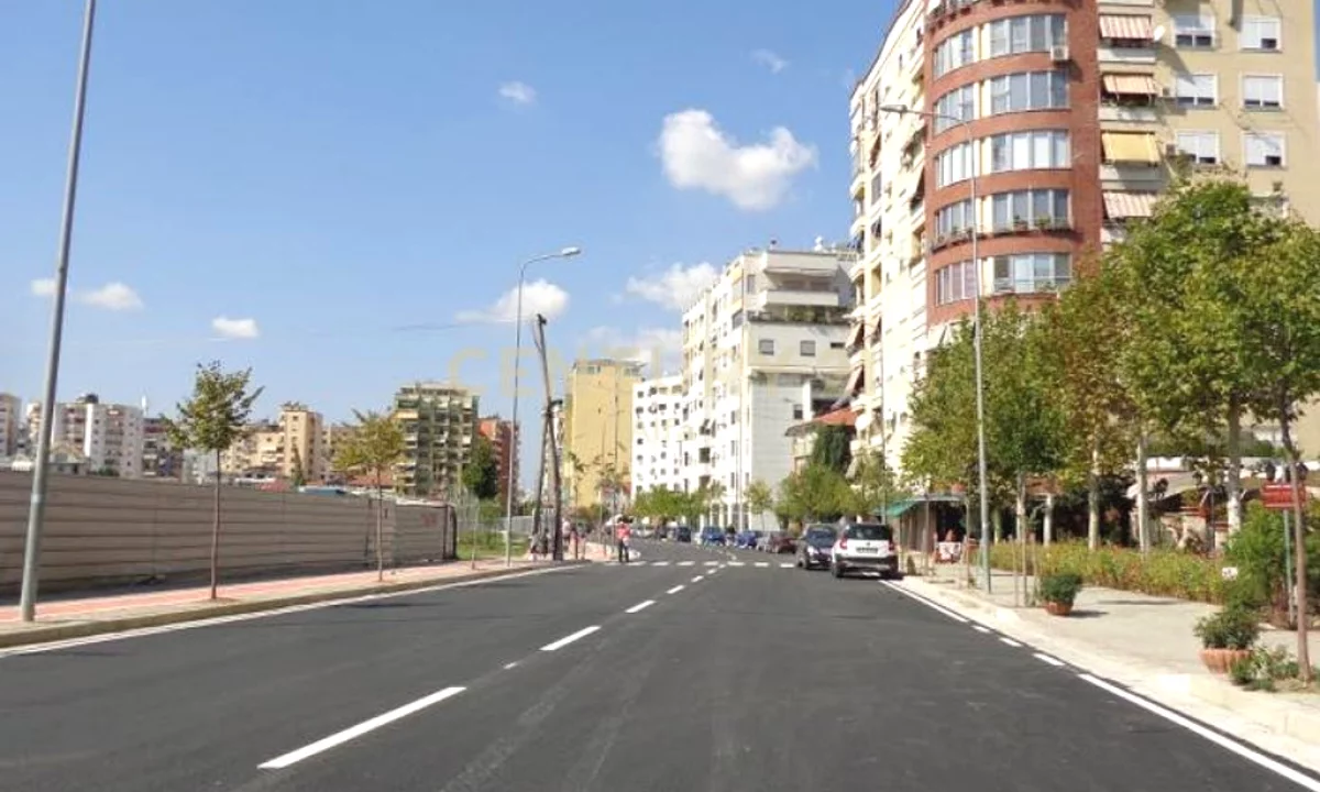 Appartamento in vendita a Tirana 3+1, Arredato