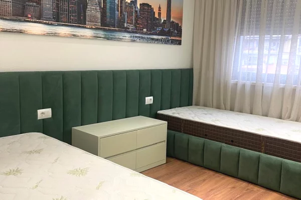 Appartamento in affitto a Tirana 2+1, Arredato