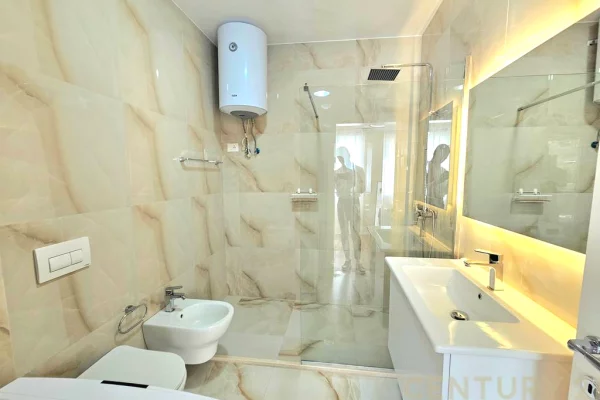 Appartamento in affitto a Tirana 1+1, Arredato