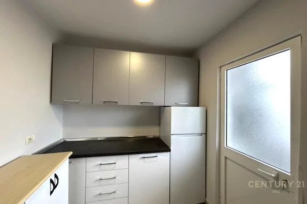 Appartamento in affitto a Tirana 1+1, Arredato