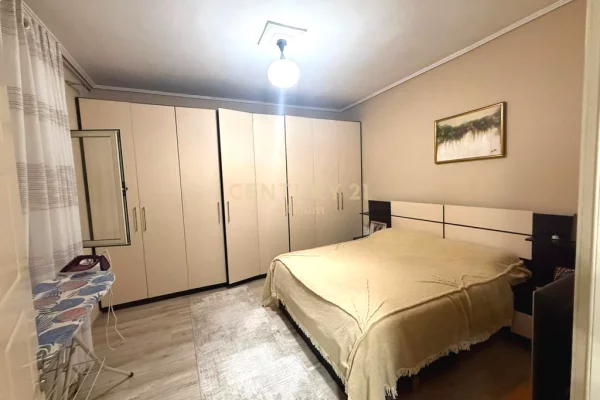 Villa di lusso in affitto a Tirana 2+1, Arredato