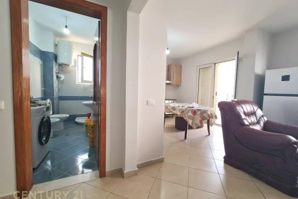 Villa di lusso in affitto a Tirana 3+1, Arredato