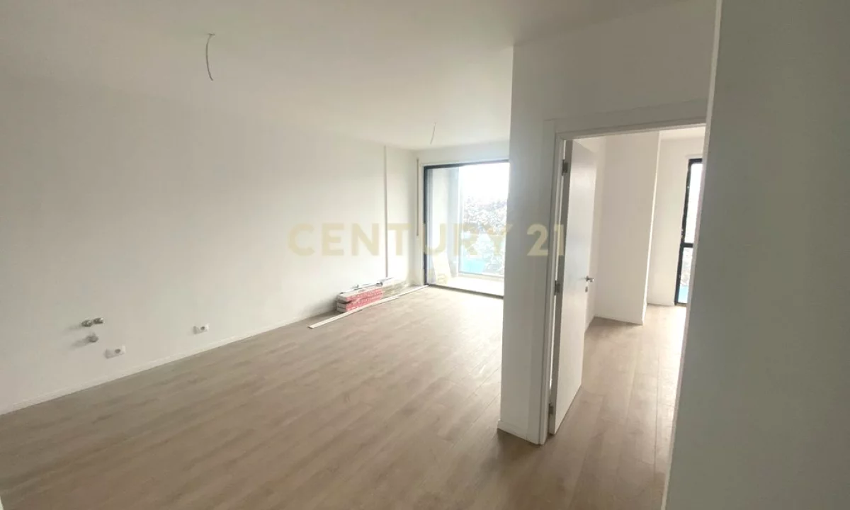 Shtepi me qera Apartament ne Tirane, 1+1, Mobilimi Bosh, pa mobiluar, Pagesa 450  Euro.