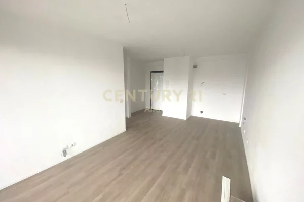 Shtepi me qera Apartament ne Tirane, 1+1, Mobilimi Bosh, pa mobiluar, Pagesa 450  Euro.