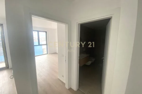 Shtepi me qera Apartament ne Tirane, 1+1, Mobilimi Bosh, pa mobiluar, Pagesa 450  Euro.
