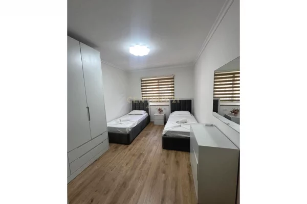 Appartamento in affitto a Tirana 2+1, Arredato