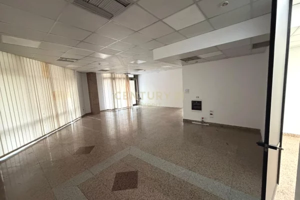 Japim zyra me qira afer Sheshit Wilson!!!