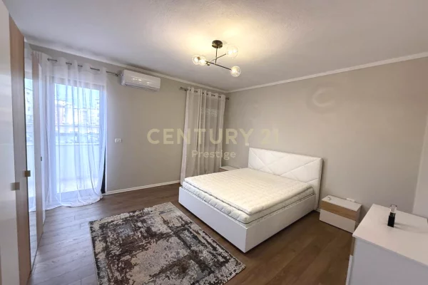 Appartamento in affitto a Tirana 1+1, Arredato