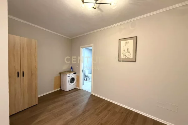 Appartamento in affitto a Tirana 1+1, Arredato