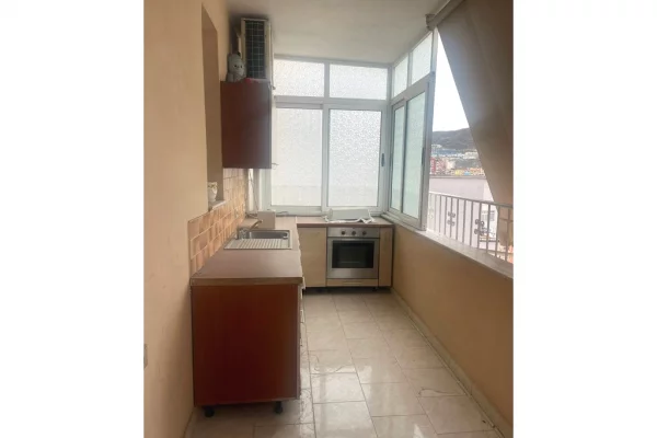 Appartamento in affitto a Tirana 3+1, Arredato