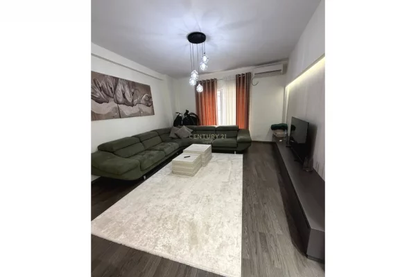 House for Sale 3+1 in Tirana - 270,000 Euro