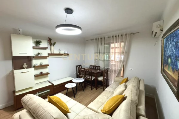 Casa in affitto 1+1 a Tirana - 800 Euro