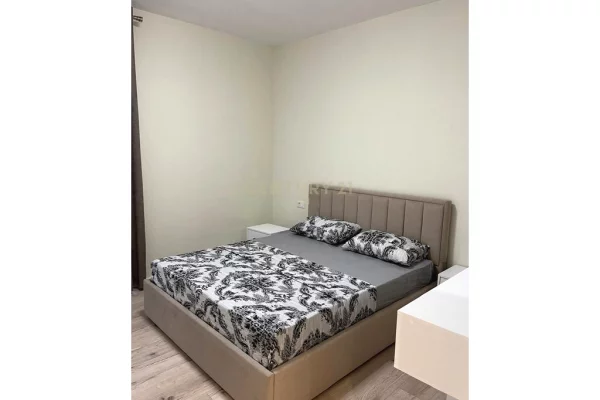 Appartamento in affitto a Tirana 2+1, Arredato