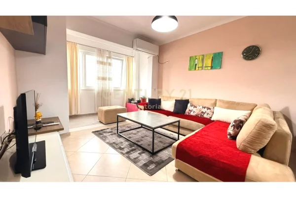 Casa in affitto 2+1 a Tirana - 50,000 Leke
