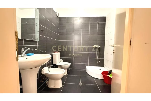 Appartamento in affitto a Tirana 2+1, Arredato