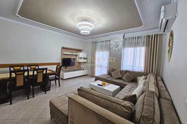 Casa in affitto 2+1 a Tirana - 85,000 Leke