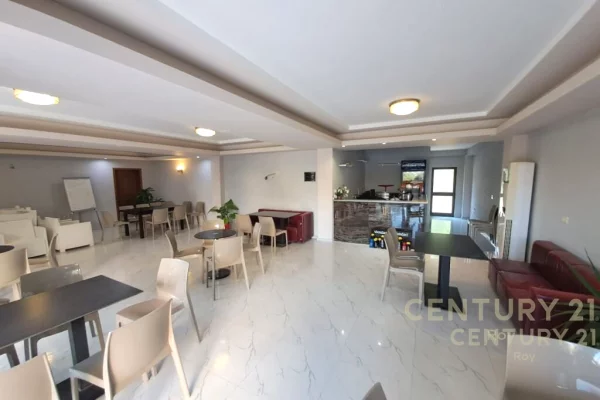 SHITET HOTEL ME 31 DHOMA NE GOLEM!