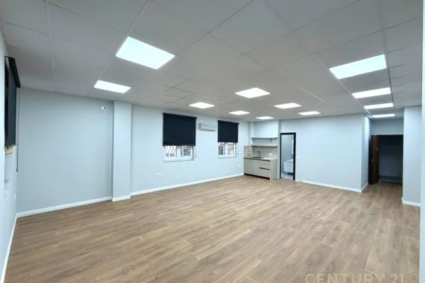 PERBALLE TOPTANIT, ZYRE OPEN SPACE PER QIRA!