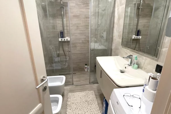 Appartamento in affitto a Tirana 2+1, Arredato