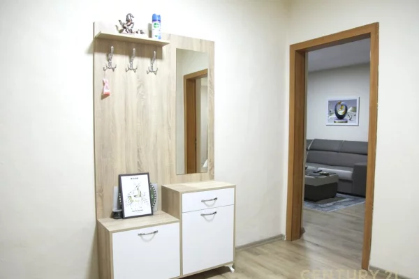 Appartamento in affitto a Tirana 2+1, Arredato