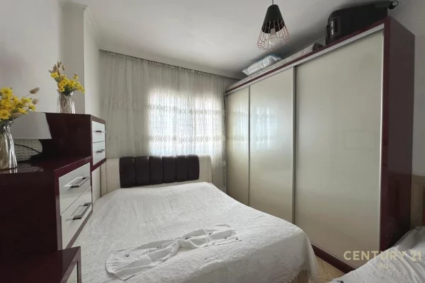 Shtepi ne shitje Apartament ne Tirane, 1+1, Mobilimi E mobiluar, Pagesa 105,000  Euro.