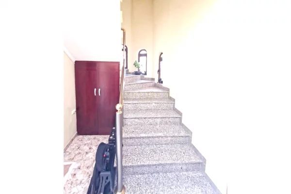 Shtepi ne shitje Vila Luksoze ne Tirane, 6+1, Mobilimi E mobiluar, Pagesa 490,000  Euro.