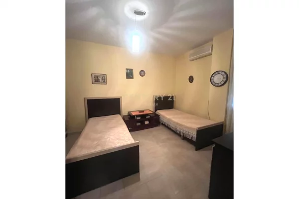 Shtepi ne shitje Apartament ne Tirane, 3+1, Mobilimi E mobiluar, Pagesa 380,000  Euro.