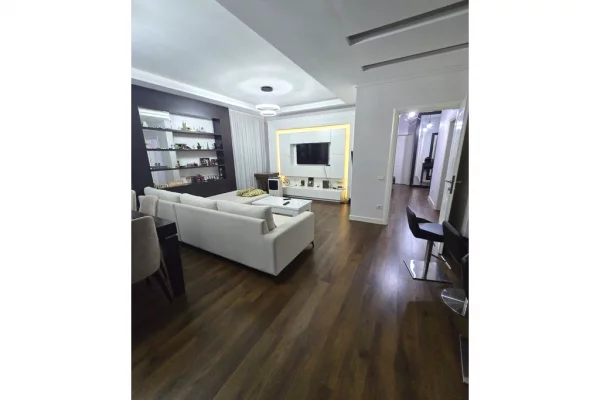 Casa in affitto 2+1 a Tirana - 1,700 Euro