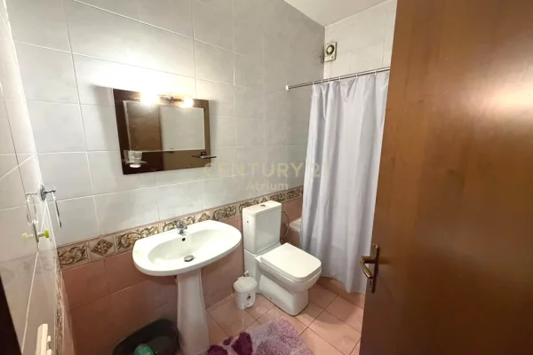 Appartamento in affitto a Tirana 2+1, Arredato