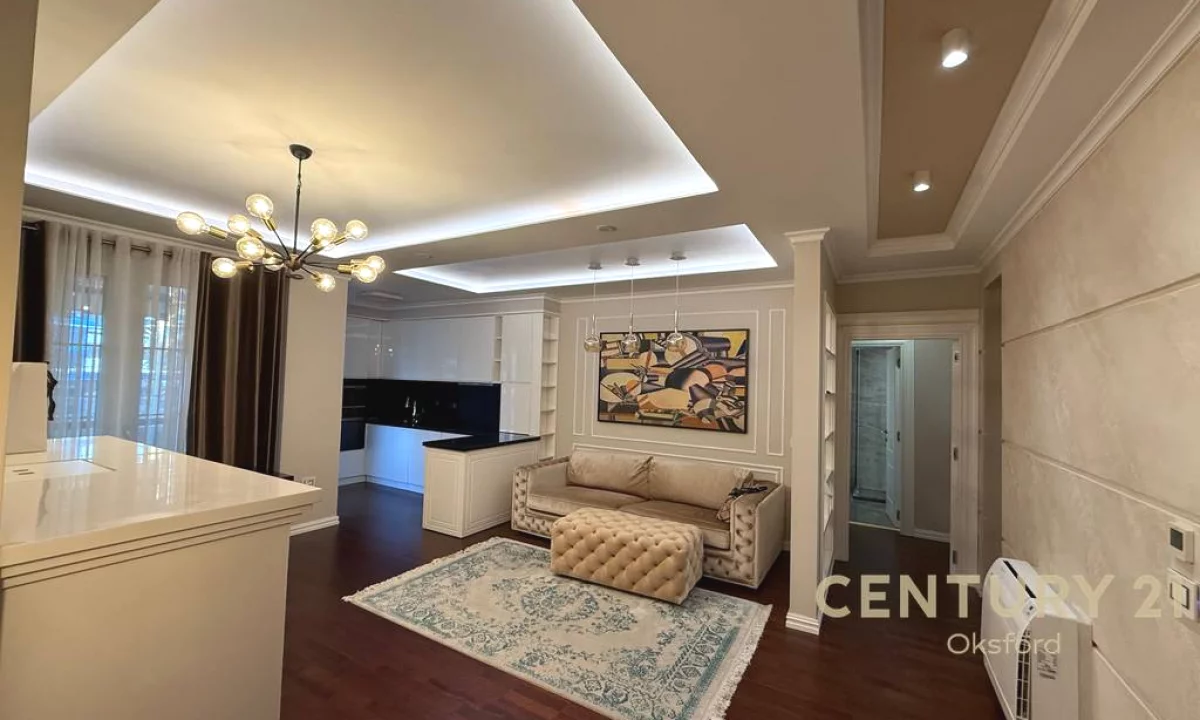 Appartamento in affitto a Tirana 2+1, Arredato