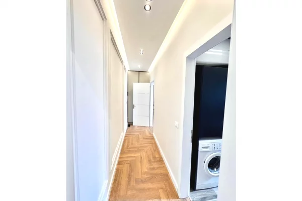 Appartamento in affitto a Tirana 2+1, Arredato