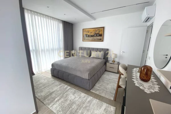 Appartamento in affitto a Tirana 2+1, Arredato