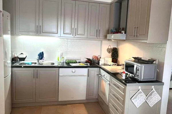 Shtepi ne shitje Apartament ne Sarande, 2+1, Mobilimi E mobiluar, Pagesa 220,000  Euro.