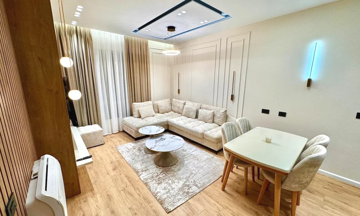 Appartamento in affitto a Tirana 1+1, Arredato