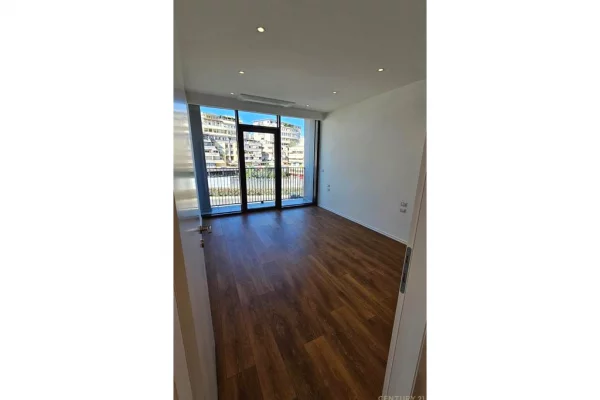 Appartamento in affitto a Tirana 2+1, Arredato